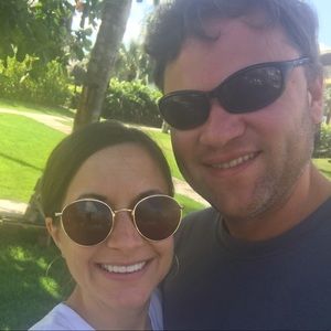 Meet your Posher, Dana